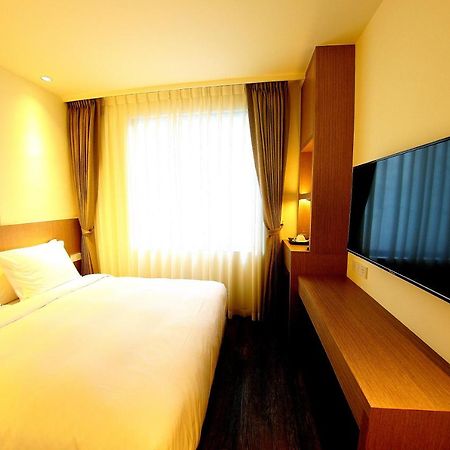26 Inn Yilan Exterior photo