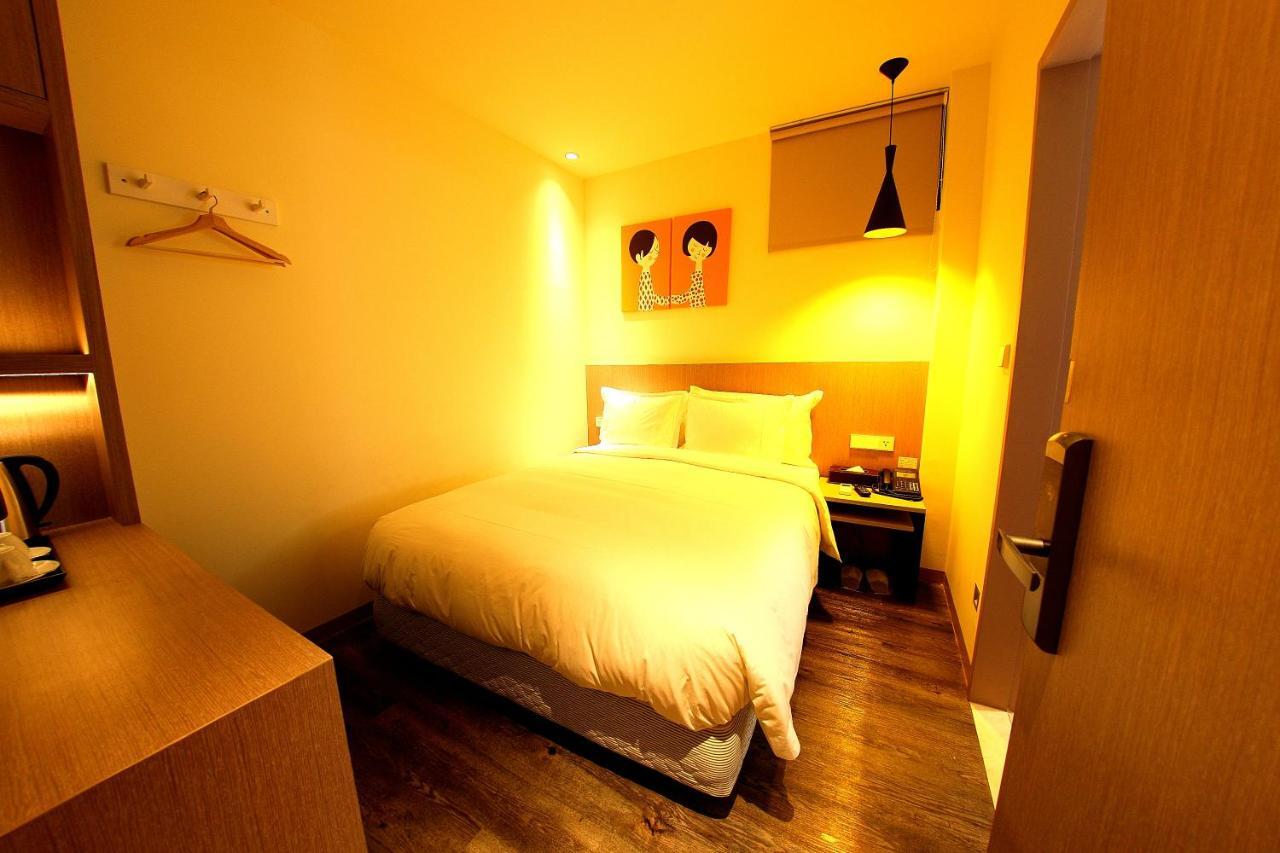 26 Inn Yilan Exterior photo